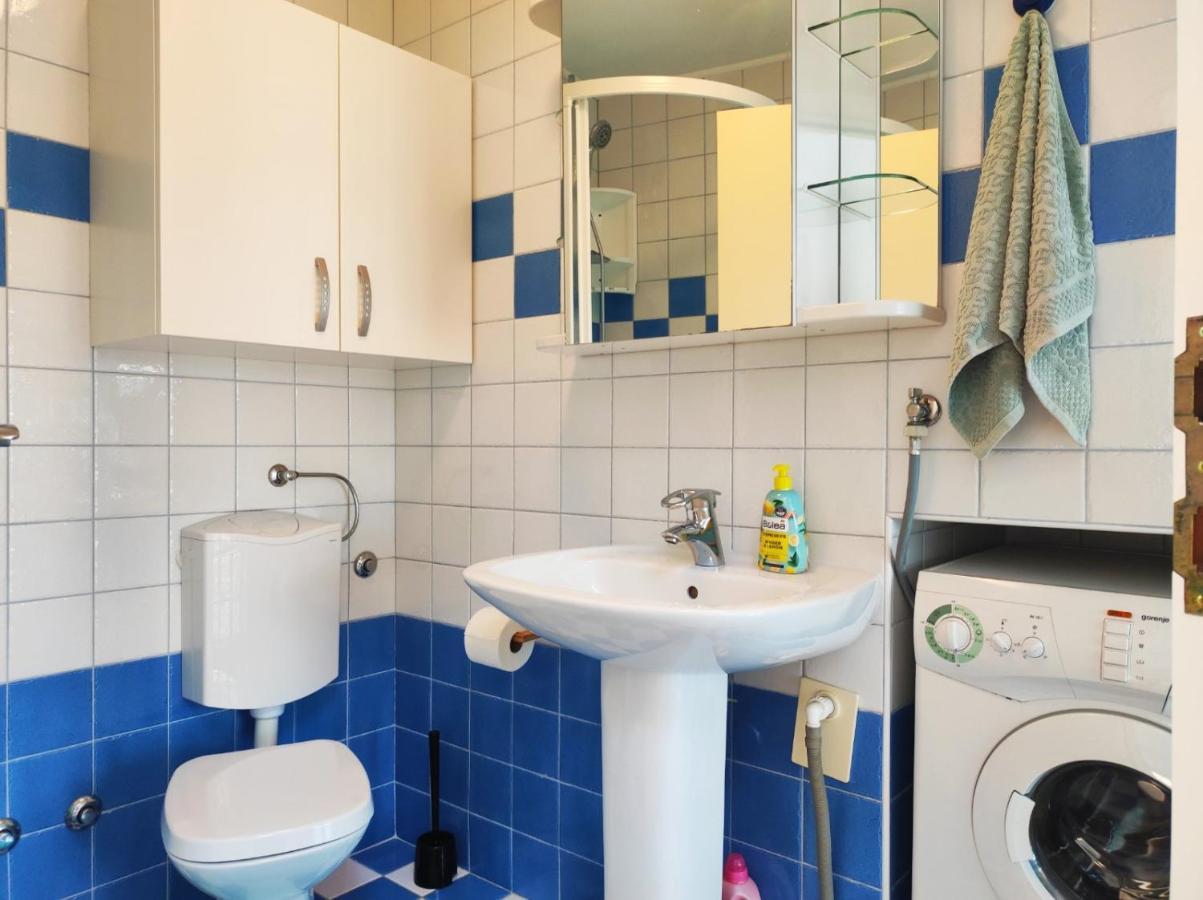 Lavanda Apartment คิร์ก ภายนอก รูปภาพ