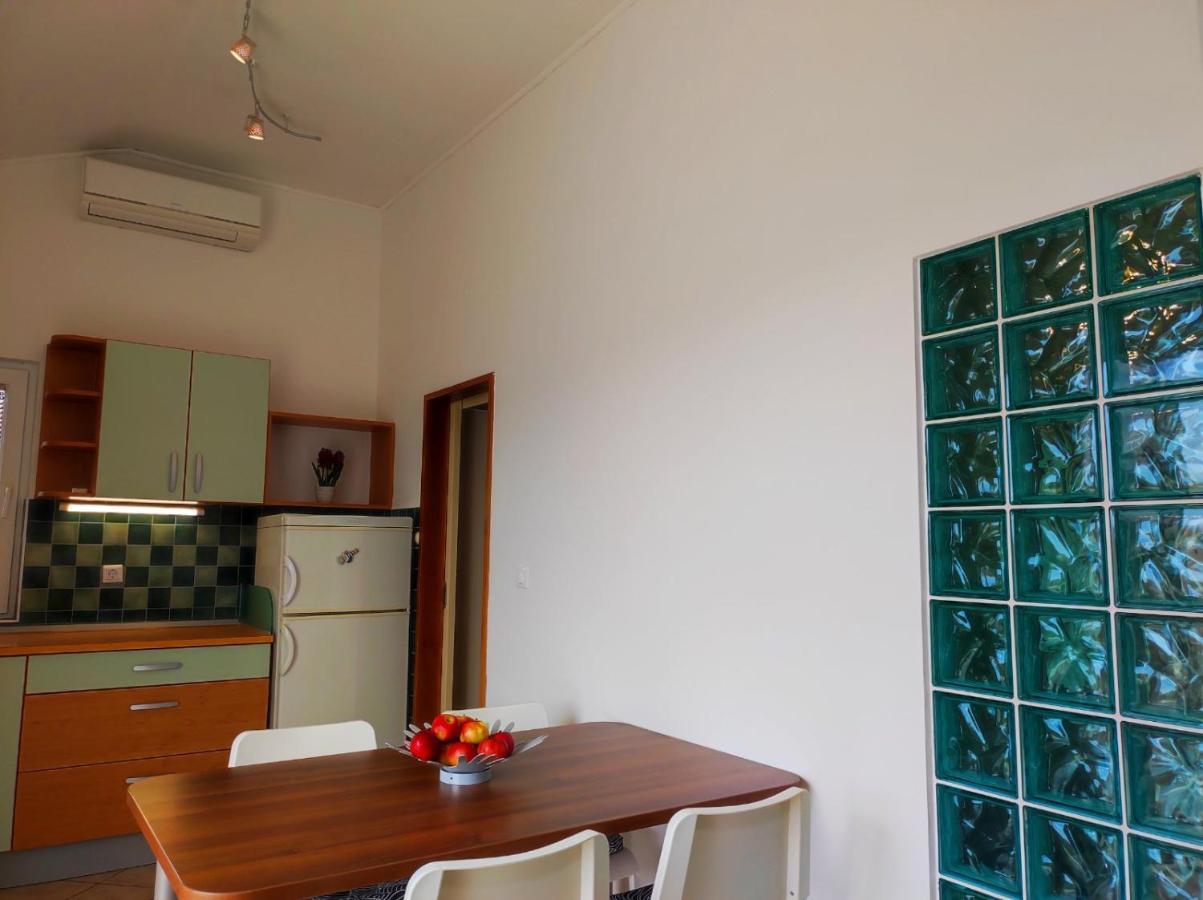 Lavanda Apartment คิร์ก ภายนอก รูปภาพ