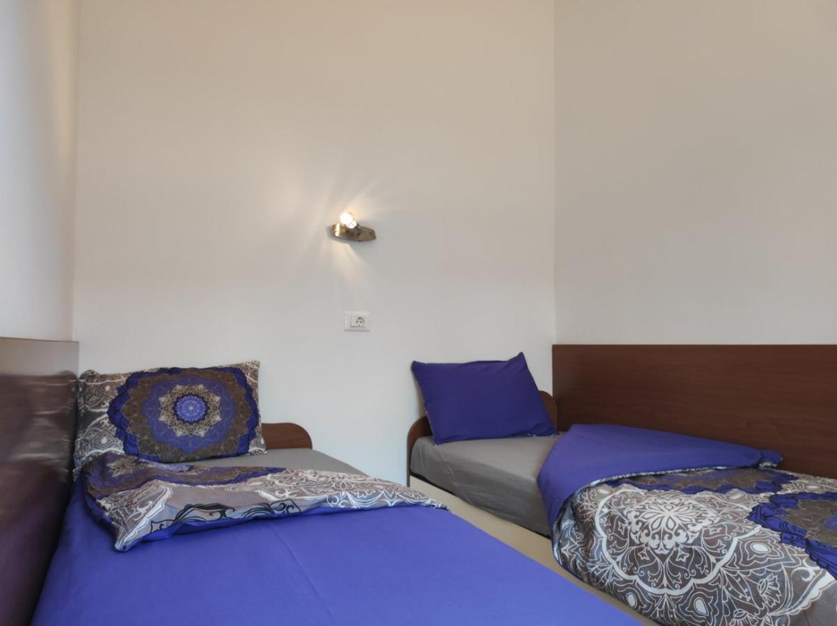 Lavanda Apartment คิร์ก ภายนอก รูปภาพ