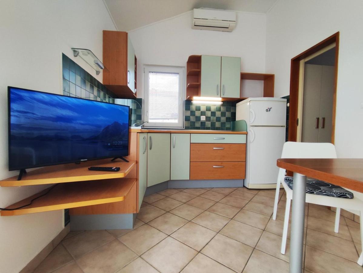 Lavanda Apartment คิร์ก ภายนอก รูปภาพ