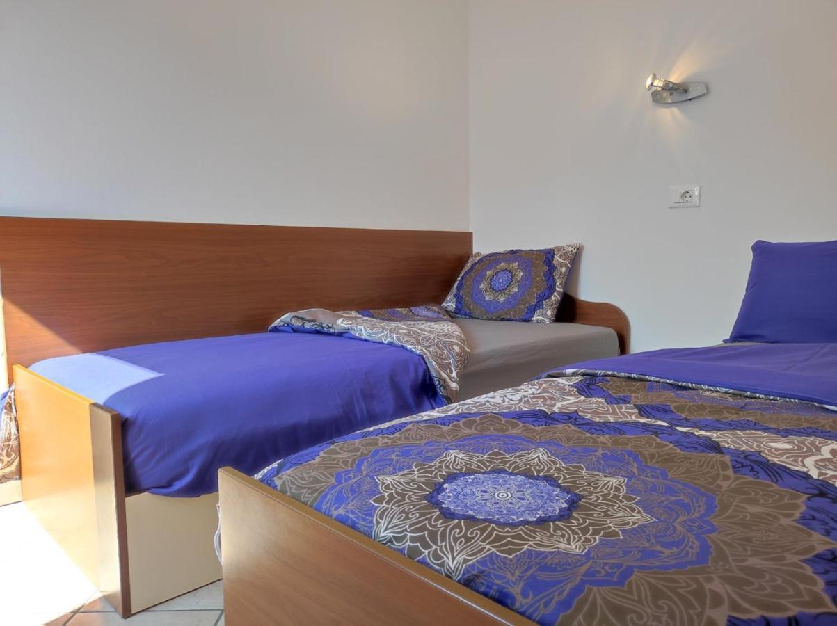 Lavanda Apartment คิร์ก ภายนอก รูปภาพ