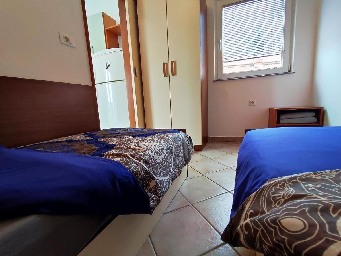 Lavanda Apartment คิร์ก ภายนอก รูปภาพ